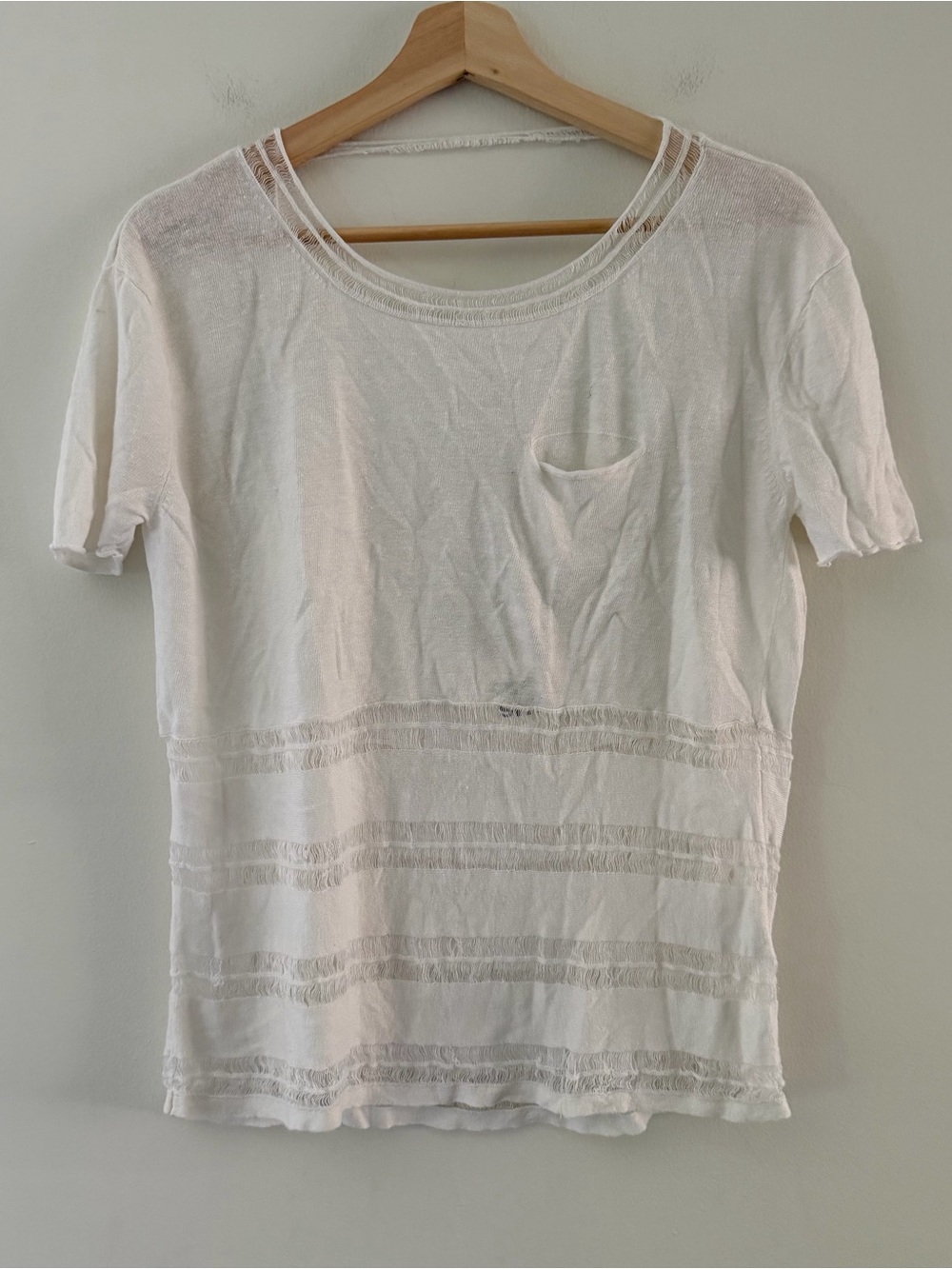 Not Shy Kinen T-Shirt Tee Short Sleeve White Beachy Coastal Size Small
